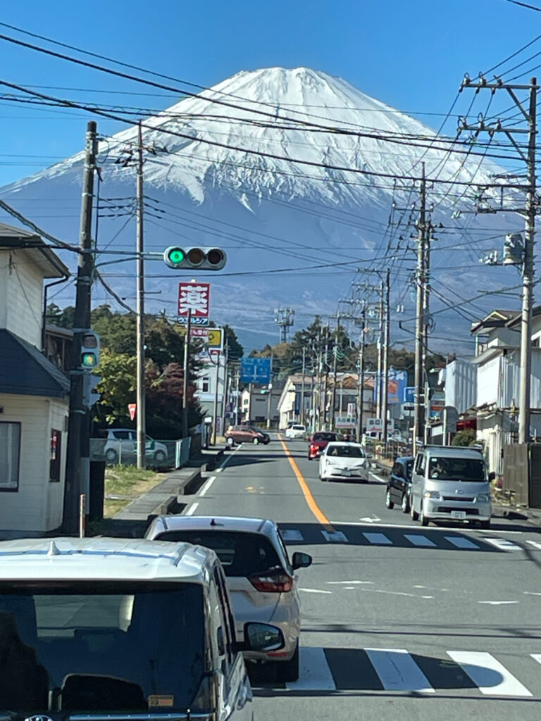 Japan Golf Chauffeur vs Self-Drive Complete Guide — related Miramar journey or guide