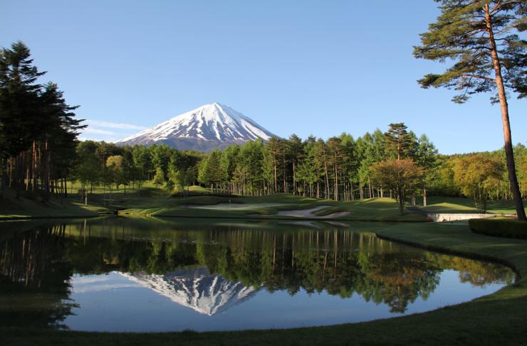 鳴沢ゴルフ倶楽部球場景觀