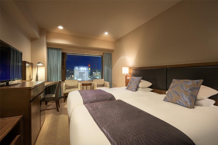 Twin room at a Narita-area hotel